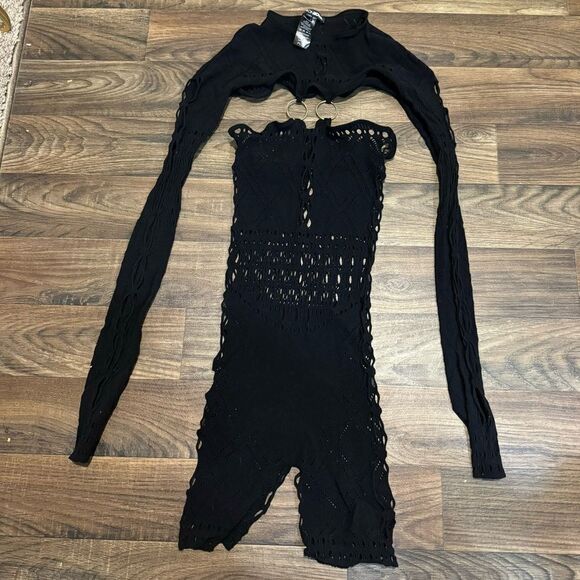 Fashion Nova Seamless cutout romper - Picture 1 of 4